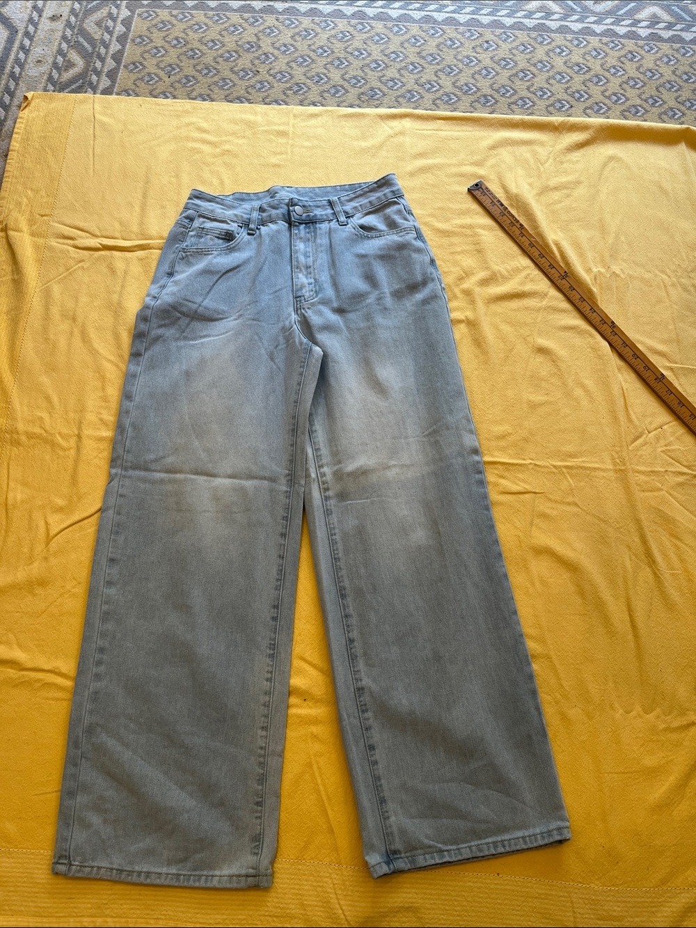 Light Blue Wide-Leg Women's Jeans - High-Rise Flare